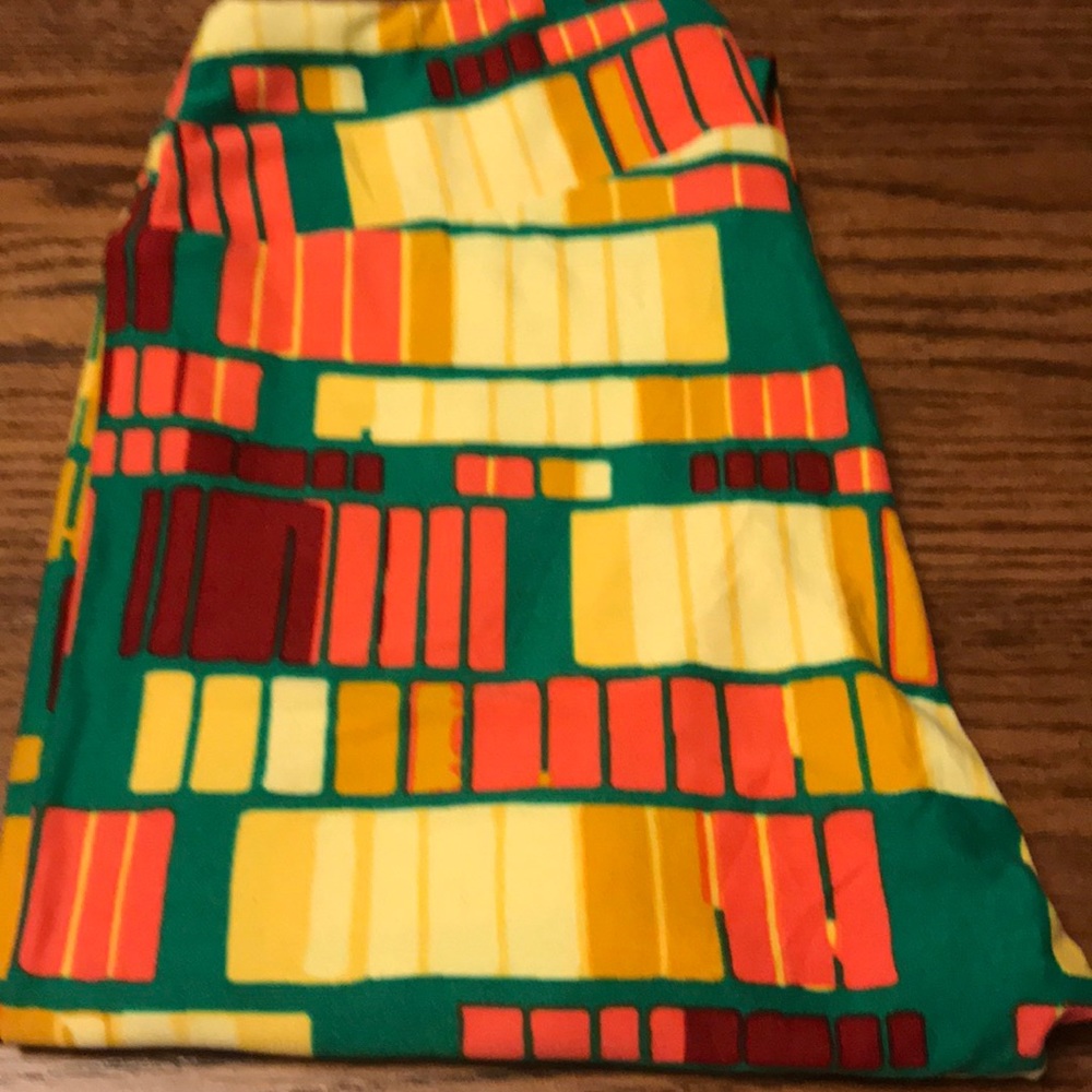 Lularoe one size leggings